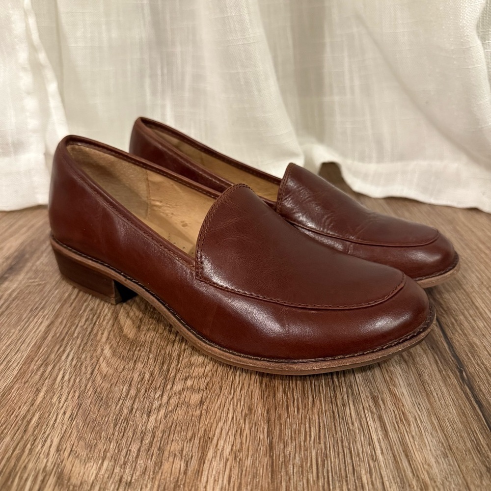 Sofft Napoli II Tobacco Brown Leather Women’s Size 9 M Classic Comfort Modern